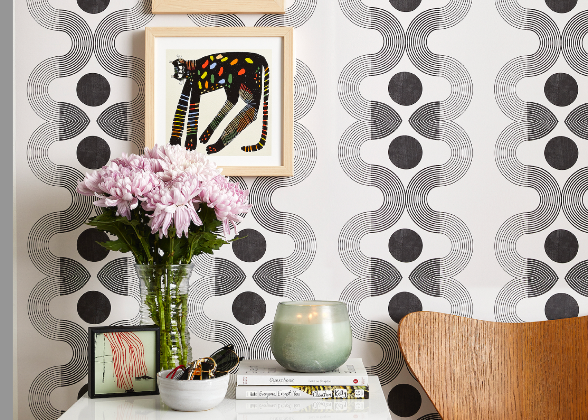 8 Benefits of Using Wallpaper in Your Space