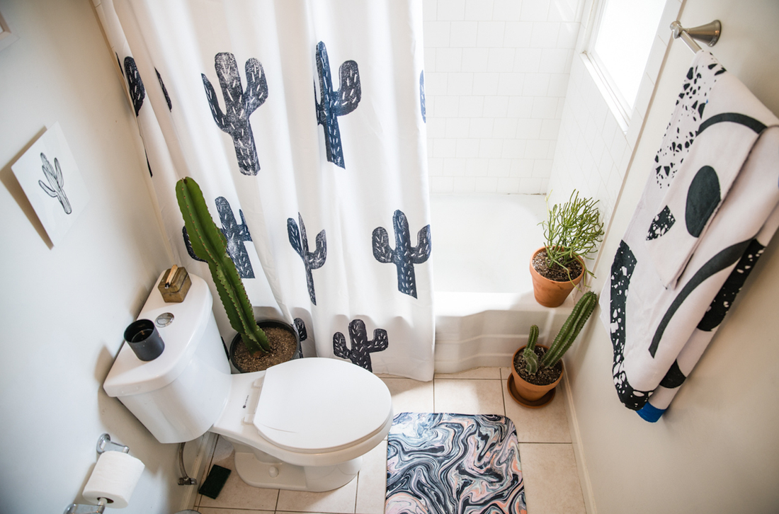 Shower curtain and plants