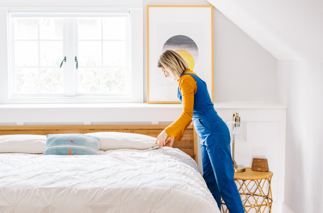 Person changing the covers