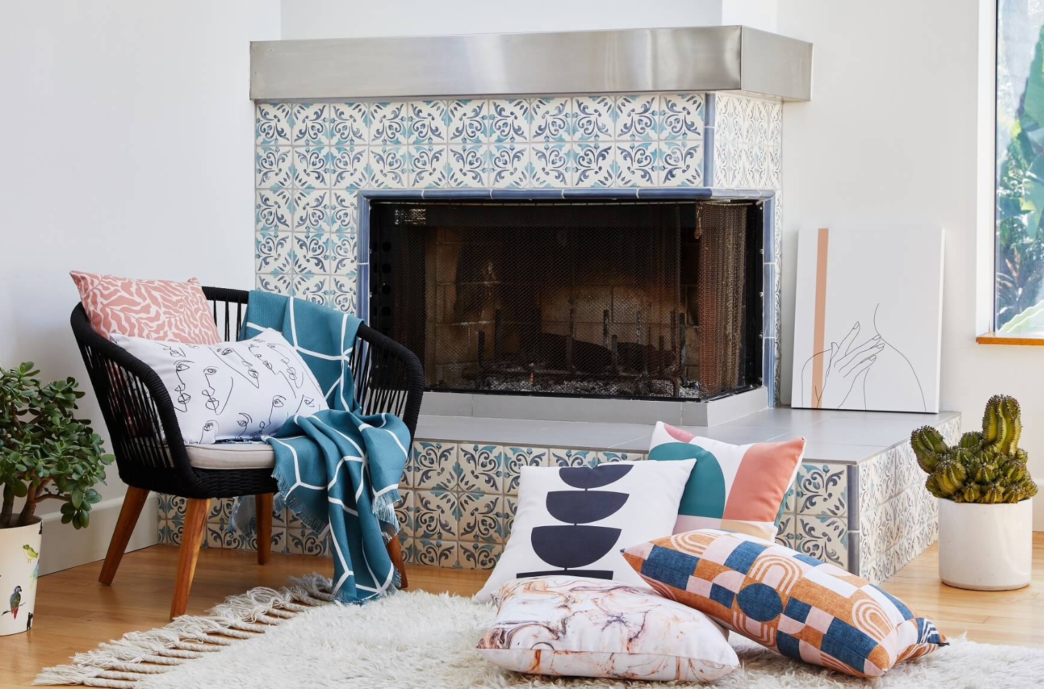 Throw blanket in a living room