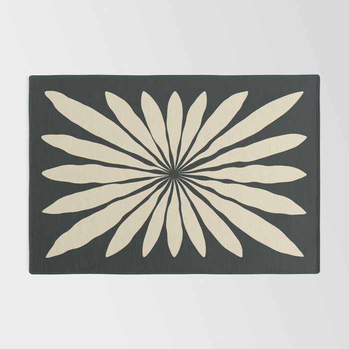 Star Leaf: Noir Rug Gallery Image 2