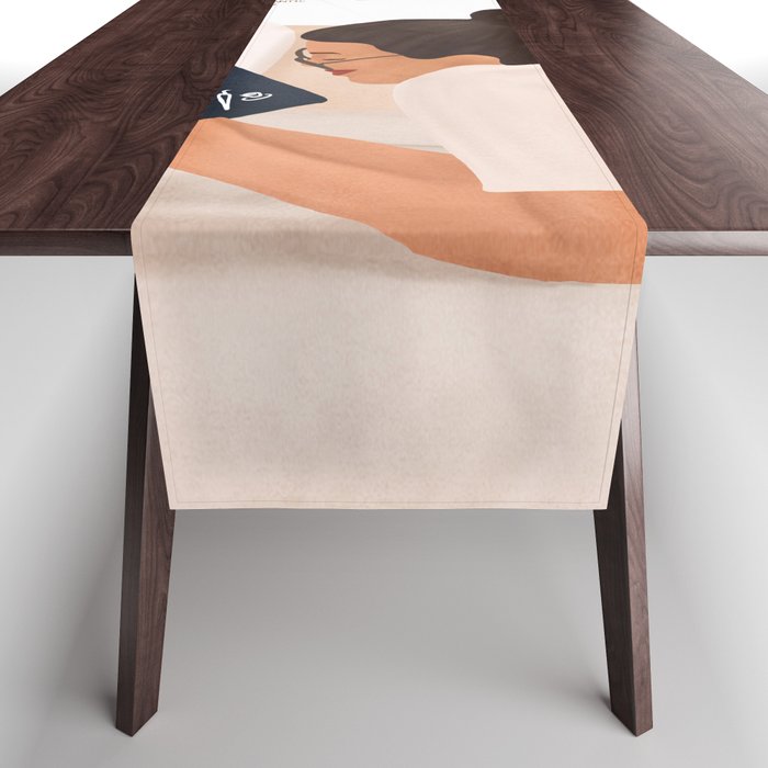 Good Read 03 Table Runner Gallery Image 1
