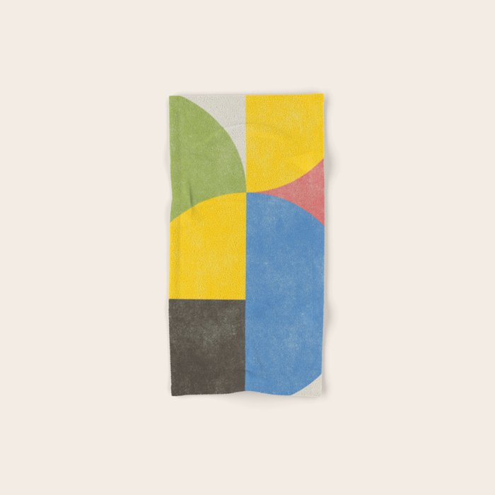 Retro Shapes Bath Towel Gallery Image 1