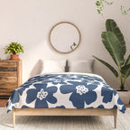 Retro Daisy - Blue Navy and white Comforter Gallery Image 3