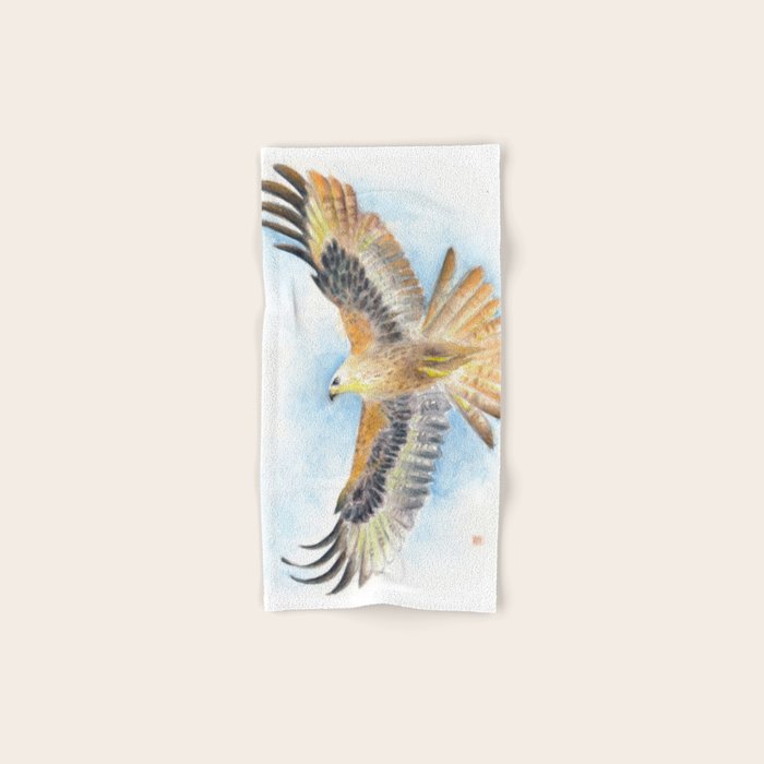 Red Tail Hawk Bath Towel Gallery Image 1
