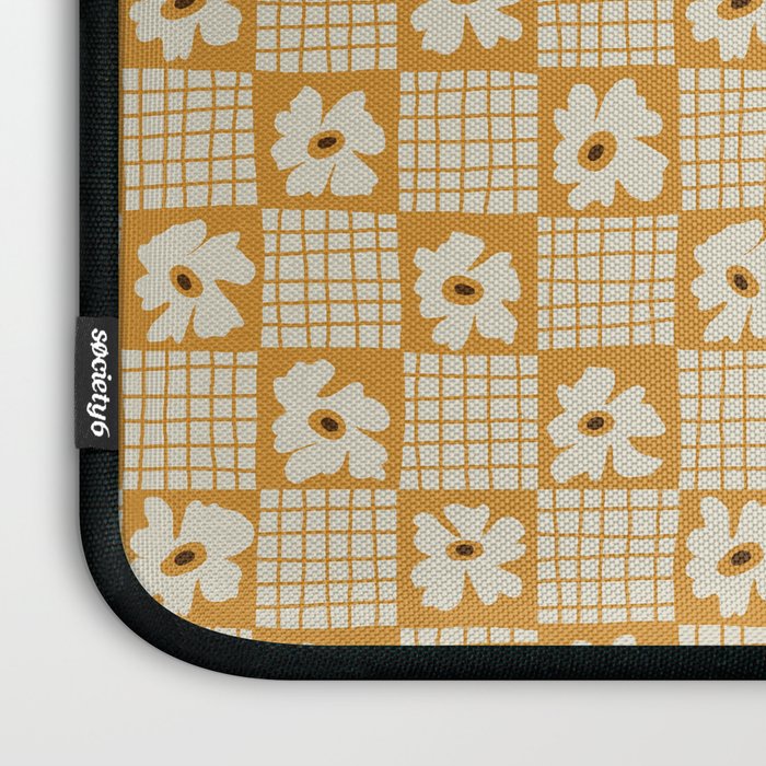 Vintage floral checkered box pattern  Laptop Sleeve Gallery Image 3