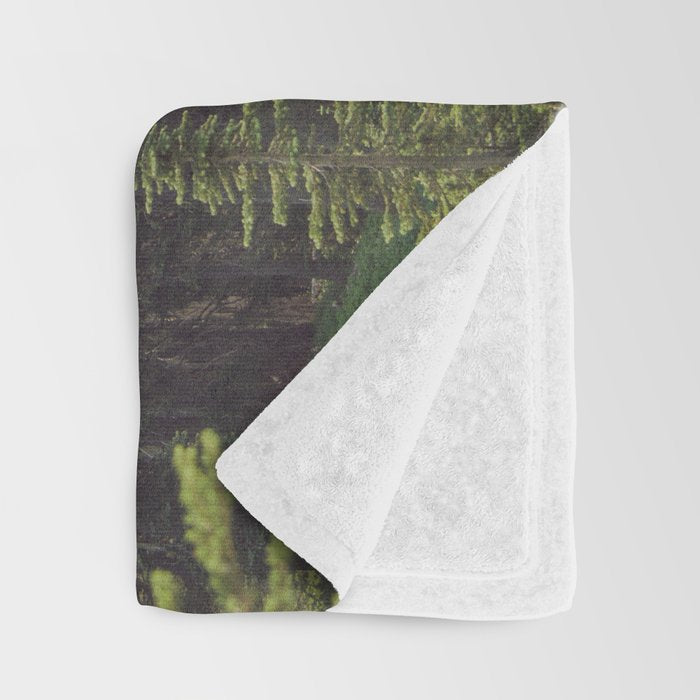 Escape to the Wilds - Nature Photography Throw Blanket Gallery Image 3