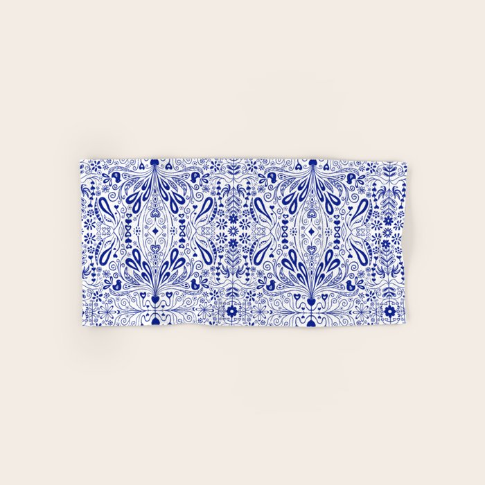 Chinoiserie Scandinavian Folk Art Bath Towel Gallery Image 1