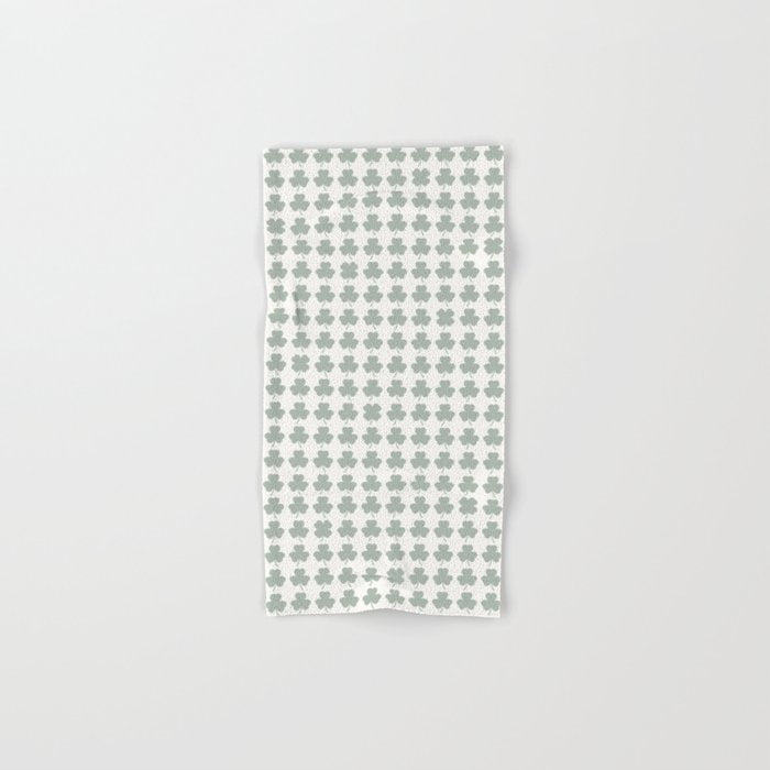 Clovers XXXIV Neutral Green Botanical Pattern Bath Towel Gallery Image 1