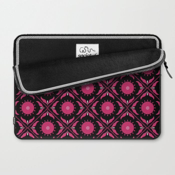 Cozy Pattern Laptop Sleeve Gallery Image 2