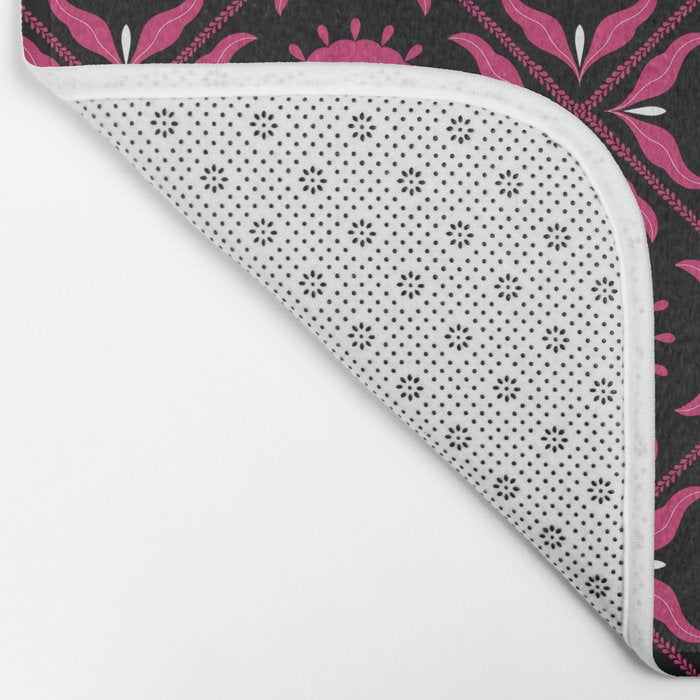 Cozy Pattern Bath Mat Gallery Image 2