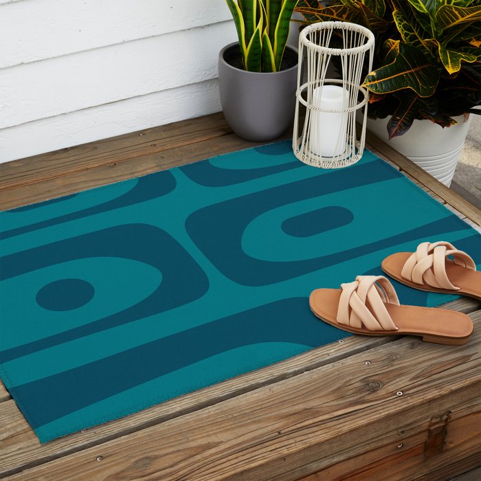 Mid Century Modern Piquet Abstract Pattern in Teal and Blue Outdoor Rug Gallery Image 2