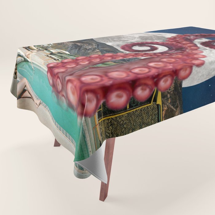 Octopus in the pool Tablecloth Gallery Image 1