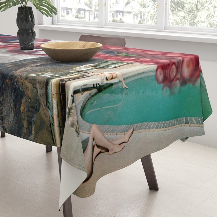 Octopus in the pool Tablecloth Gallery Image 3