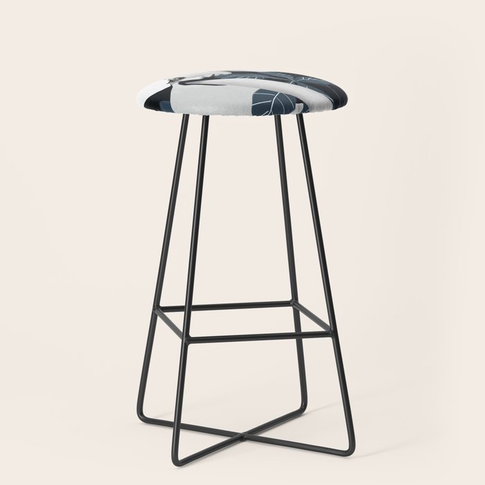 Gentle Beauty 5 Stool Gallery Image 1