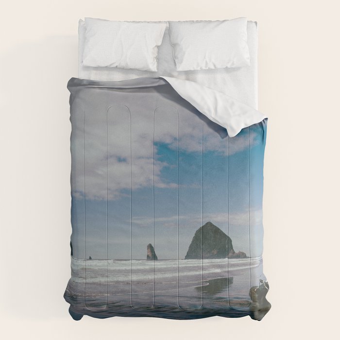 Cannon Beach VII Comforter Gallery Image 6