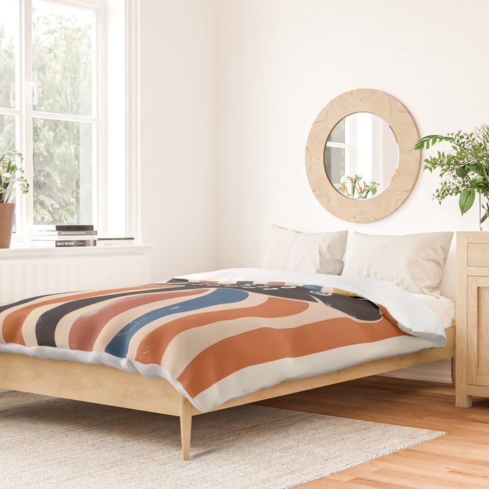 Abstract Octopus with Retro Lines Duvet Cover Gallery Image 2