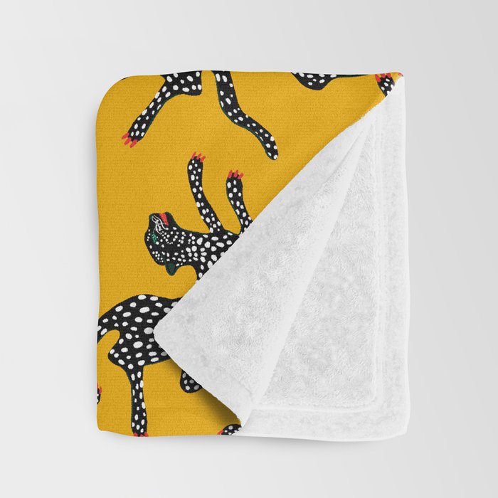 Bold cheetah dance Throw Blanket Gallery Image 3