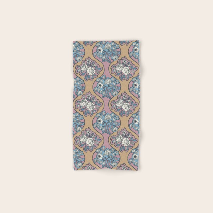 Antique Floral Beauty Bath Towel Gallery Image 1