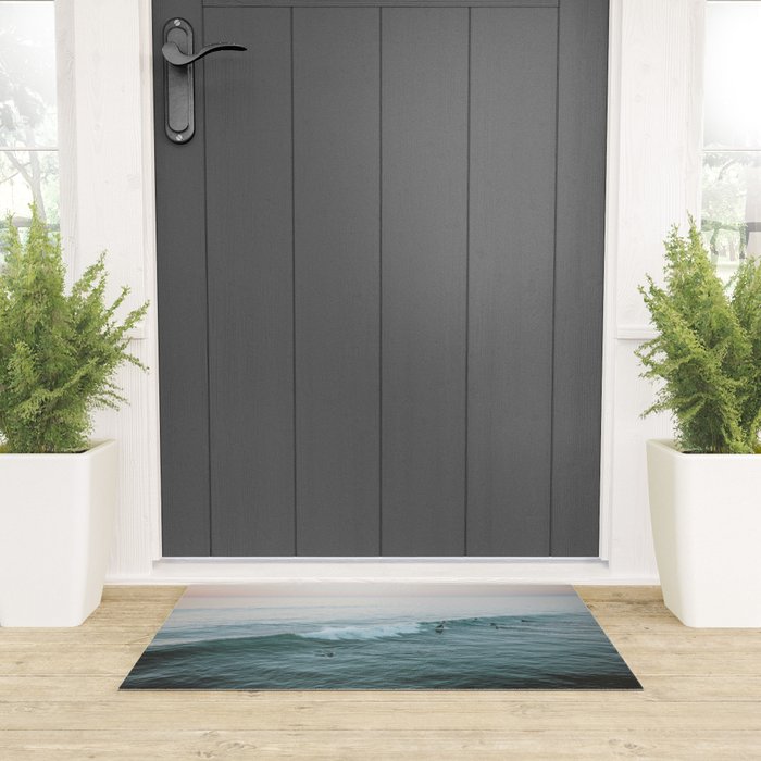lets surf v Welcome Mat Gallery Image 3