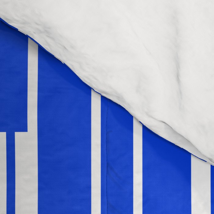 Geo Chain Vertical Block Stripe Pattern in Royal Blue and White Comforter Gallery Image 4