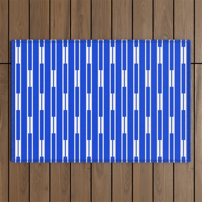 Geo Chain Vertical Block Stripe Pattern in Royal Blue and White Outdoor Rug Gallery Image 1