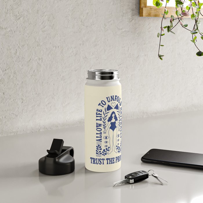 Wuwei Way Water Bottle Gallery Image 4