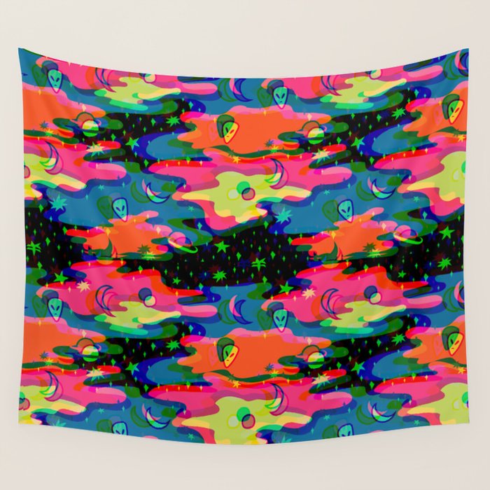 Psychedelic 3D Alien Print Wall Tapestry Gallery Image 4