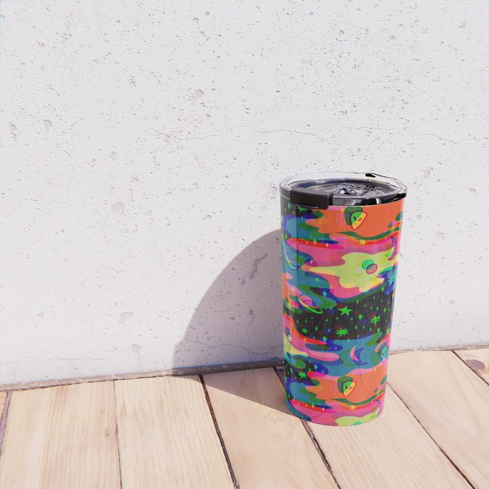 Psychedelic 3D Alien Print Travel Mug Gallery Image 4