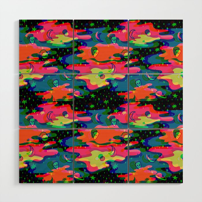 Psychedelic 3D Alien Print Wood Wall Art Gallery Image 1