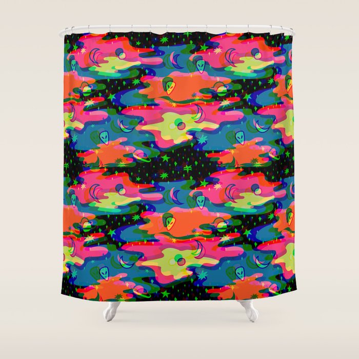 Psychedelic 3D Alien Print Shower Curtain Gallery Image 1