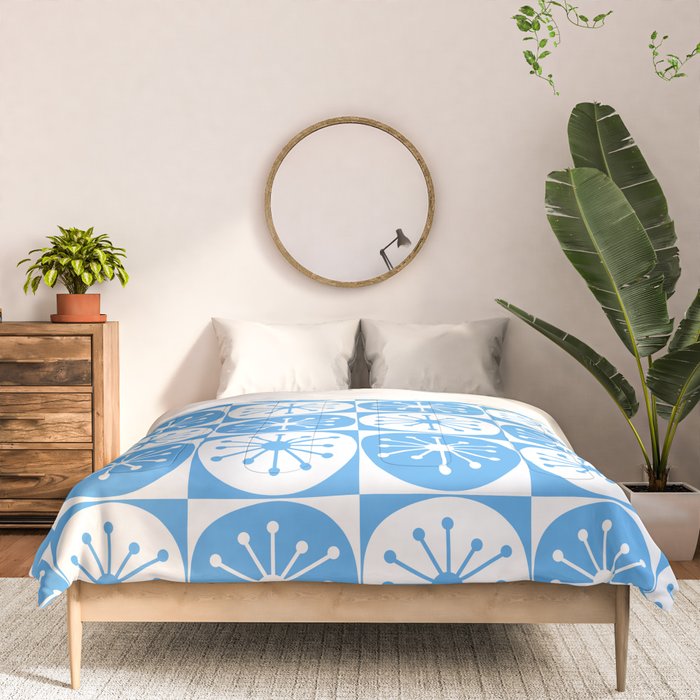Atomic Dots Checkered Mid Century Modern Retro Blue and White Pattern Comforter Gallery Image 3