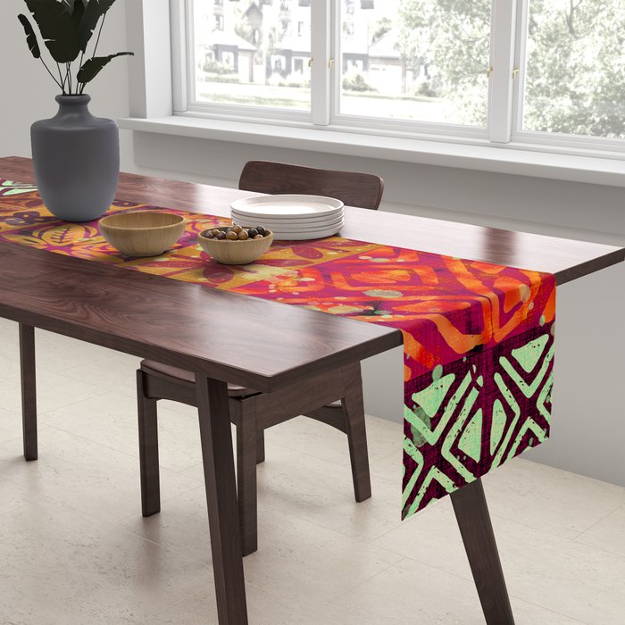 Vintage Hawaii Barkcloth Beachy design 204b Table Runner Gallery Image 2