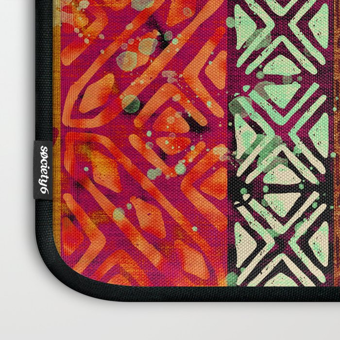 Vintage Hawaii Barkcloth Beachy design 204b Laptop Sleeve Gallery Image 3