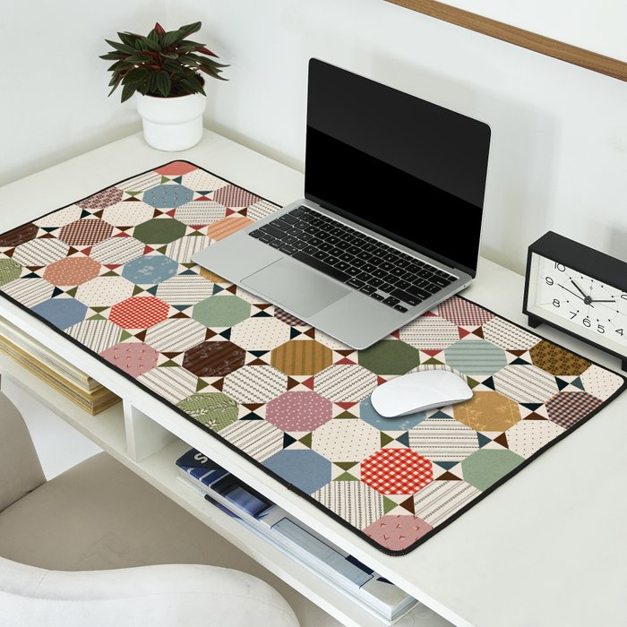 Rounded Quilt Desk Mat Gallery Image 2