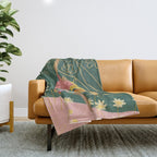 Free woman Throw Blanket Gallery Image 1