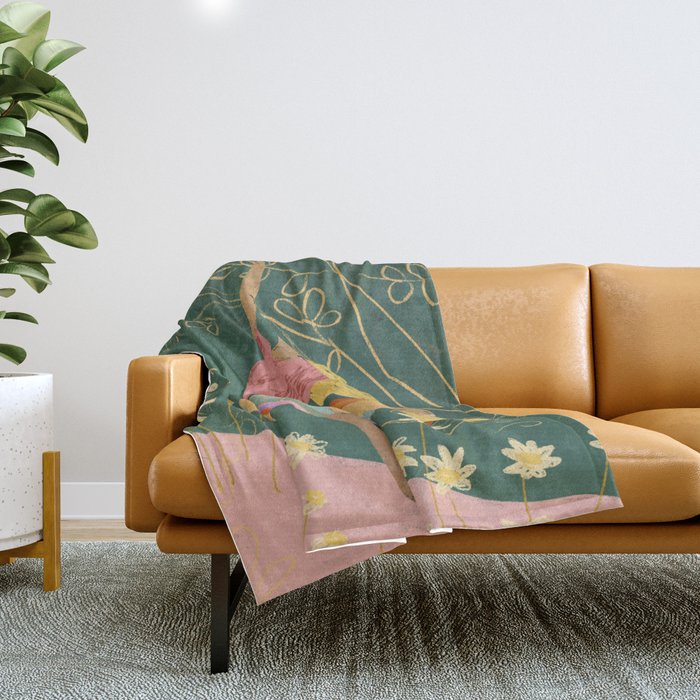 Free woman Throw Blanket Gallery Image 1