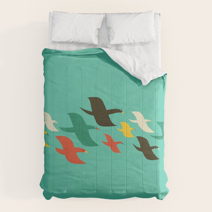 Birds are flying Comforter Gallery Image 6