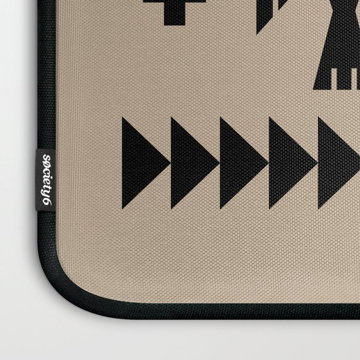 Southwestern Eagle and Arrow Pattern 125 Laptop Sleeve Gallery Image 3