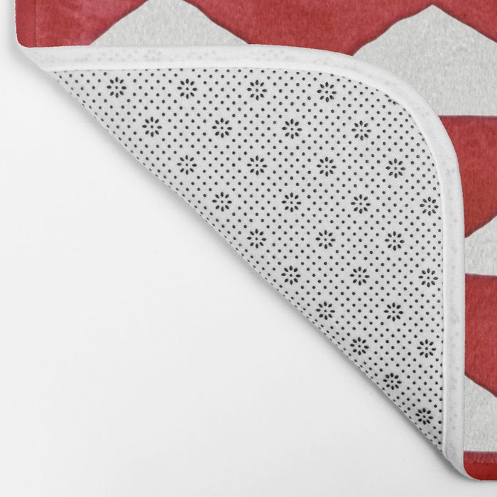 Red Triangle Lines Bath Mat Gallery Image 2