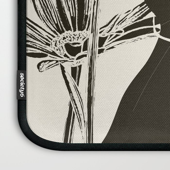 Black Cat 3 Laptop Sleeve Gallery Image 3