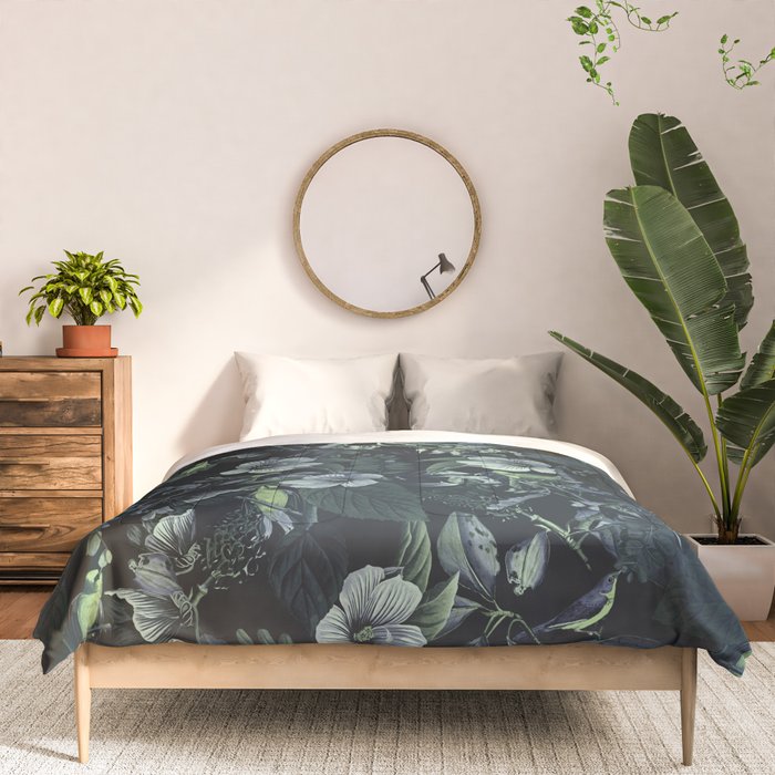World of Birds V Comforter Gallery Image 3