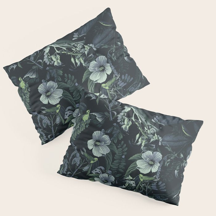 World of Birds V Pillow Sham Gallery Image 1