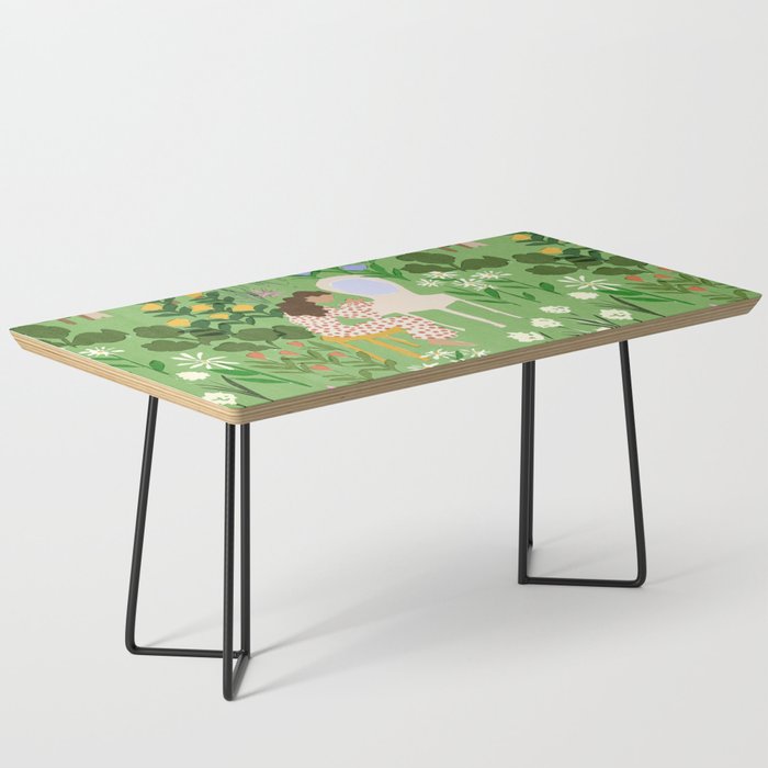 Getting Ready With Girls Coffee Table Gallery Image 1