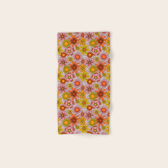 Groovy Flowers in Pink Bath Towel Gallery Image 1