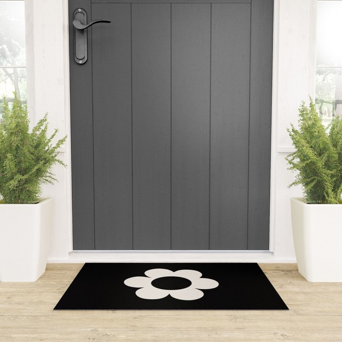 La Fleur | 06 - Retro Floral Print Black And White Flower Welcome Mat Gallery Image 3
