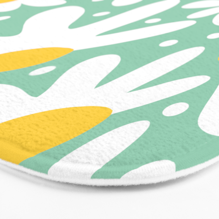 Daisy composition Bath Mat Gallery Image 3