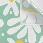 Daisy composition Wall Tapestry Gallery Image 3