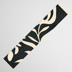 Minimal Abstract Art Plant 1 Table Runner Gallery Image 3