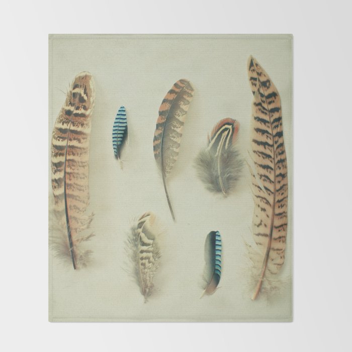 The Feather Collection Throw Blanket Gallery Image 2